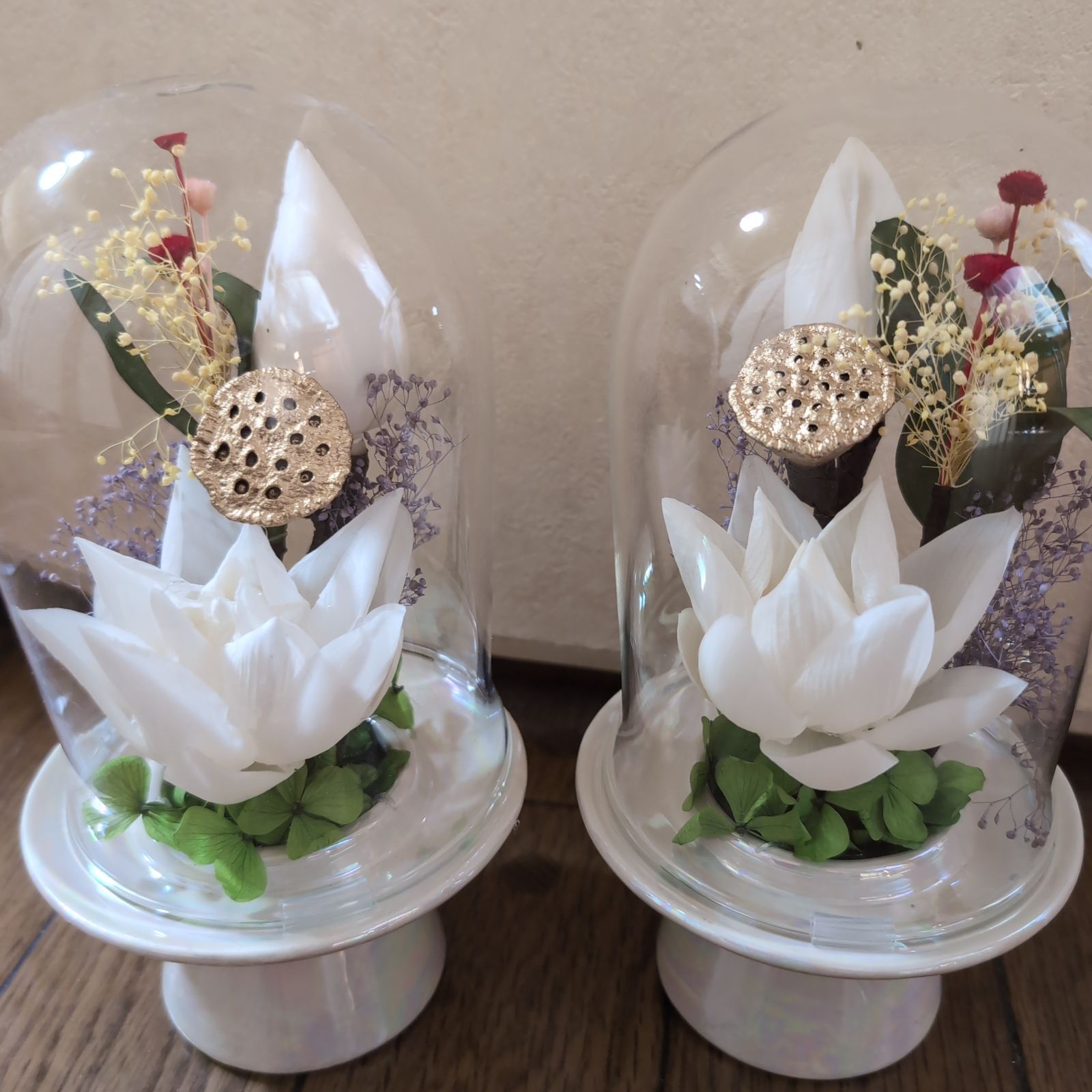 特選仏花 異形ガラスドーム 中 一対 造花無し 蓮の花 プリザーブドフラワー STEELWINDOWSANDDOORS_COM