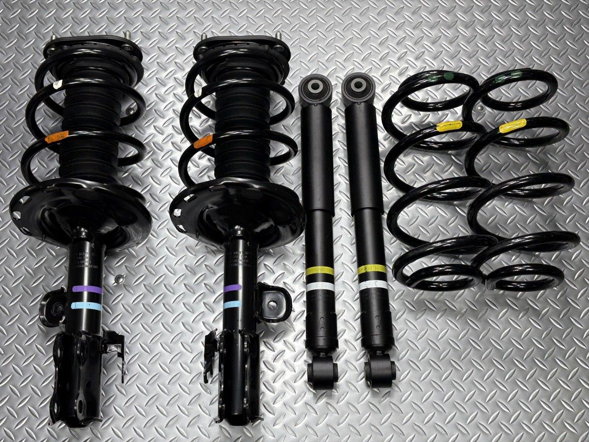 送料無料 新車外し 30系 アルファード|ヴェルファイア 後期 2WD 純正 サスキット 品番48510-58260|48520-58260|48530-58210 AGH30W 25080042
