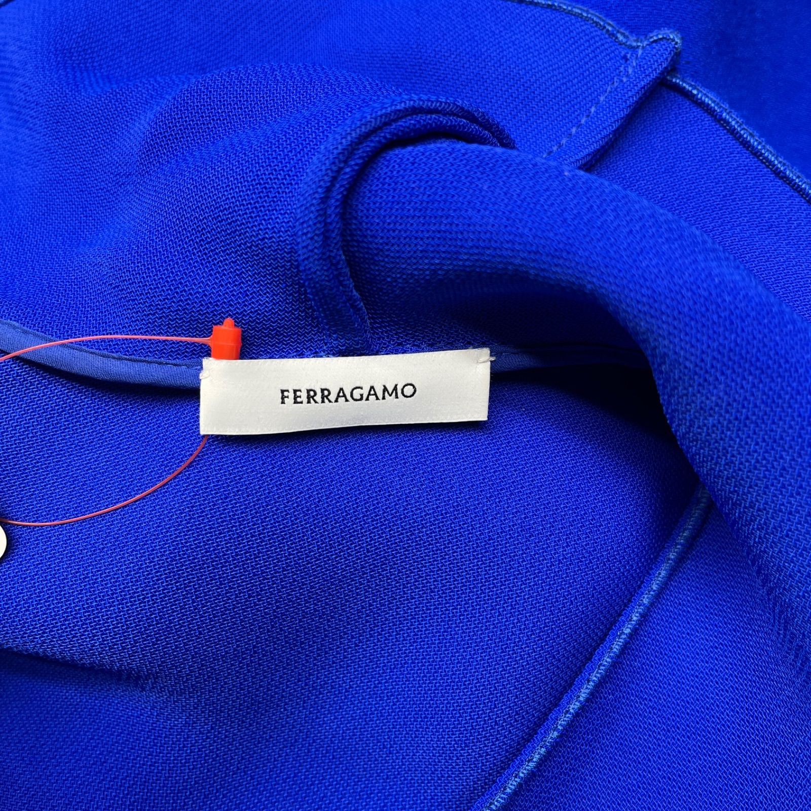 正規品❣️Salvatore Ferragamo 新品ワンピース❣️ 美品 フェラガモ FERRAGAMO 美しいロイヤルブルー ニット ロング