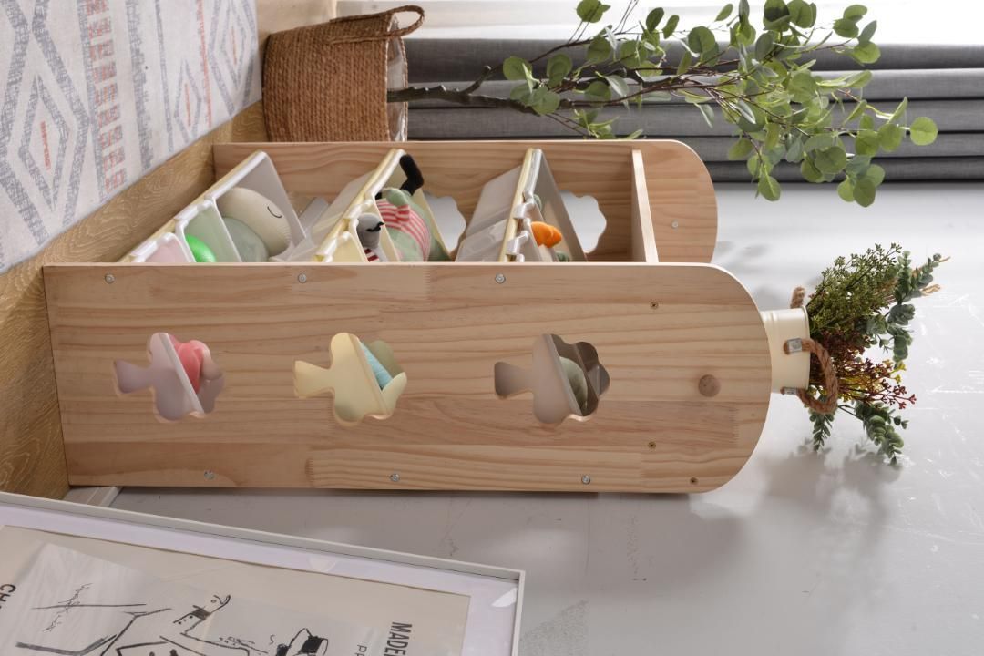 人気商品 おもちゃ収納4段ラック