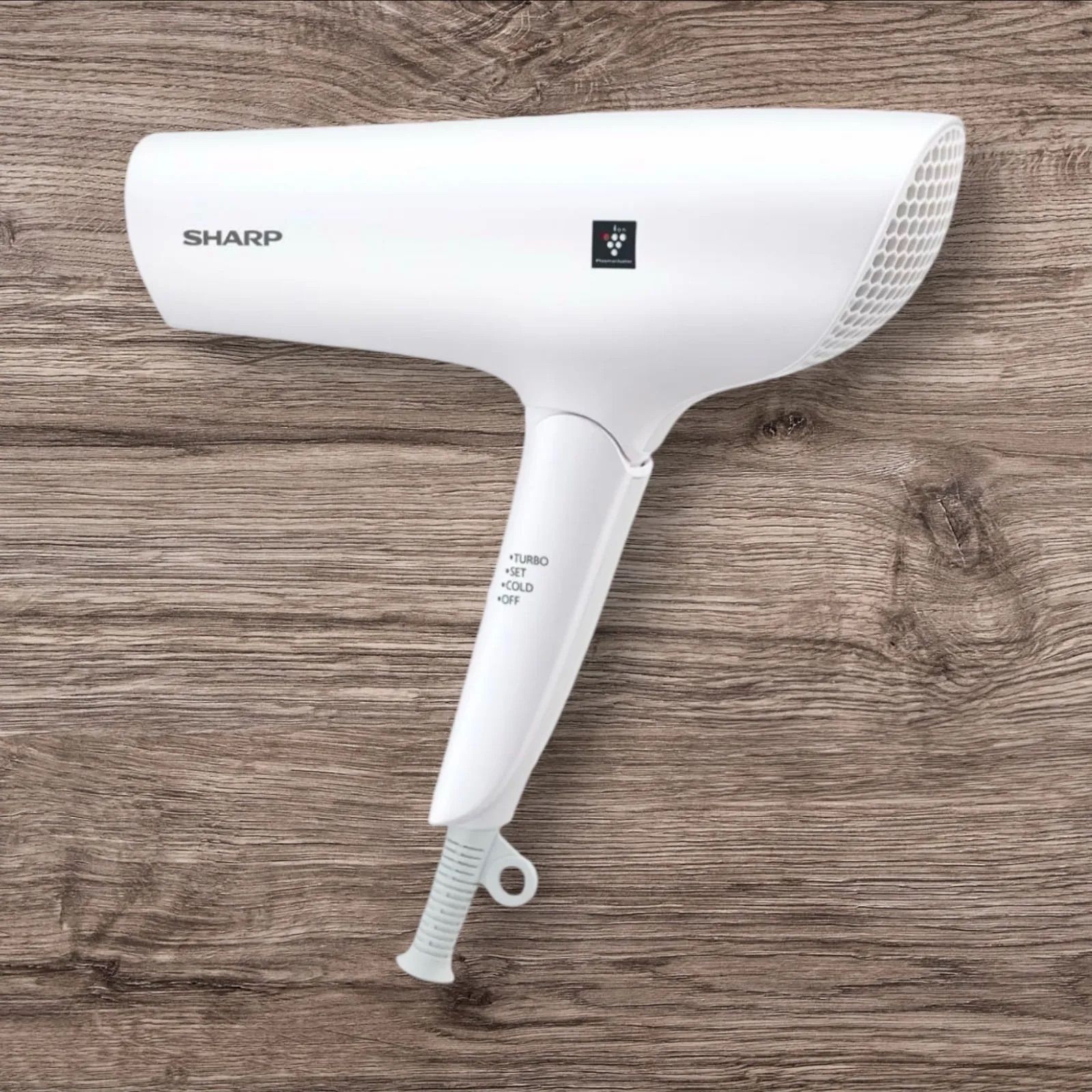 新品シャーププラズマクラスタードライヤー IB-RP7-W ホワイト 速乾 美