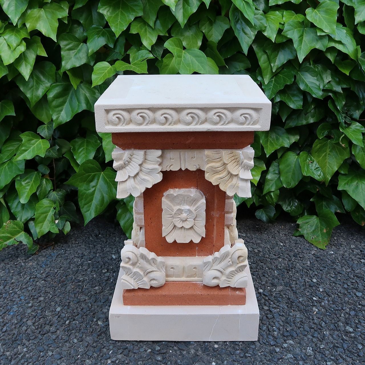石像スタンド レンガ＆パラスストーン バリ島 30X30X50 アジアン雑貨