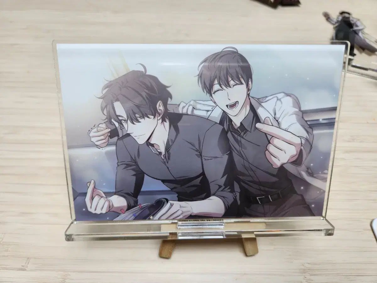 博識者 全知的な読者の視点から 視点 指ハート アクリル