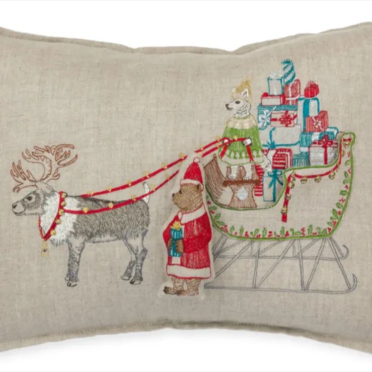 コーラルアンドタスク　クッションカバー　クリスマス　Santa's Sleigh コーラルアンドタスク クッションカバー Santa's Sleigh - メルカリ