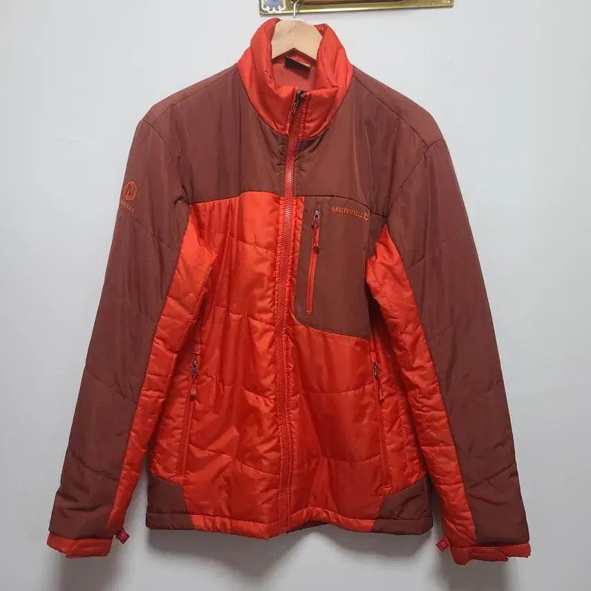 【雷市場（ポンジャン）商品韓国直送】 MERRELL メンズ ダウンジャケット ジャケット 100