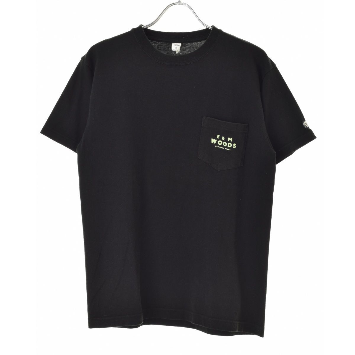 【ENDSANDMEANS】ポケット付ロゴプリント半袖Tシャツ