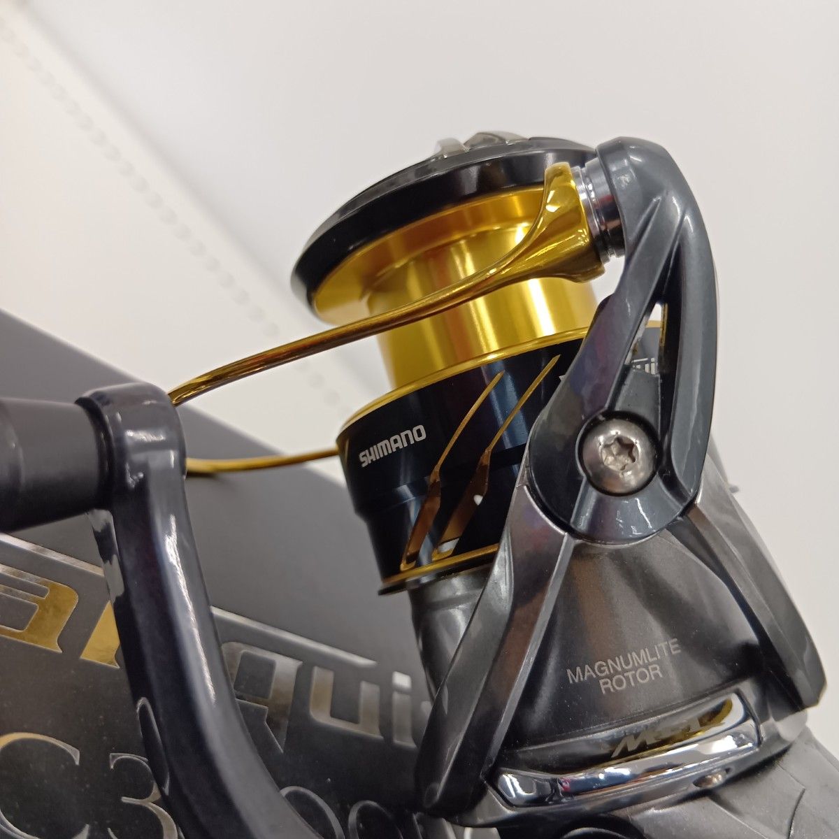 SHIMANO - SHIMANO シマノ 03504 釣り用品 リール スピニングリール 16ヴァンキッシュ C3000HG キズ有 程度B 箱付 SHIMANO シマノ 03504 スピニングリール 16ヴァンキッシュ