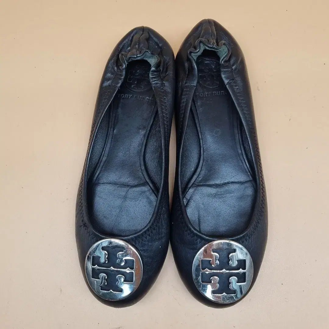 トリーバーチ フラットシューズ 未使用級 トリーバーチ フラット トリーバーチ フラットシューズ 未使用級 トリーバーチ フラット