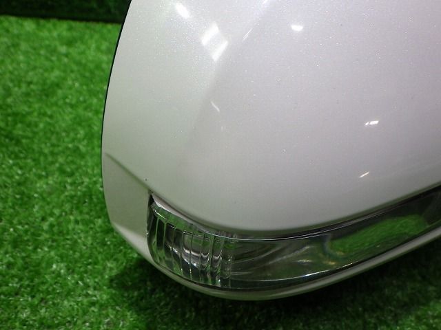 ヴァンガード 右ドアミラー