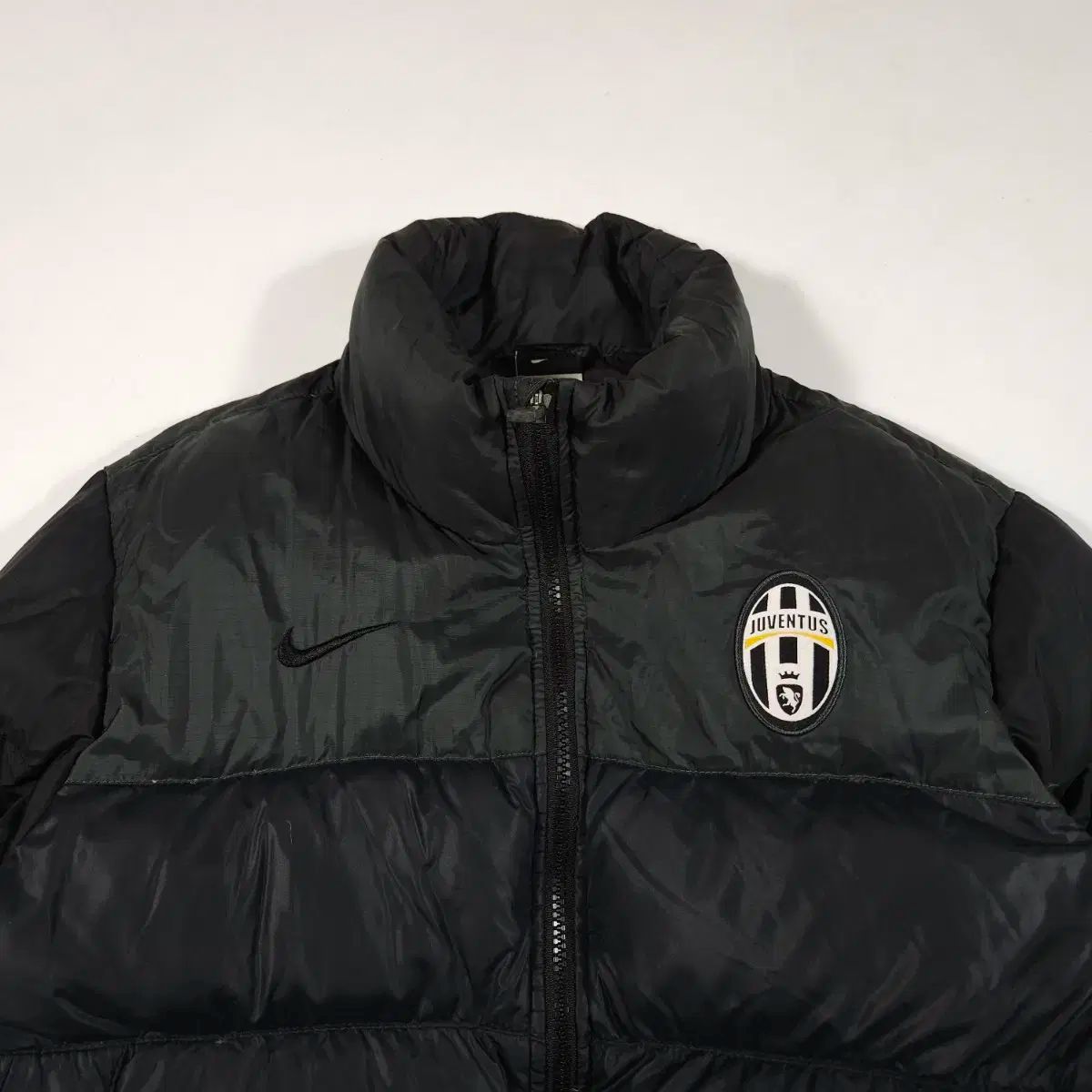 Nike Juventus ダウンジャケット 黒