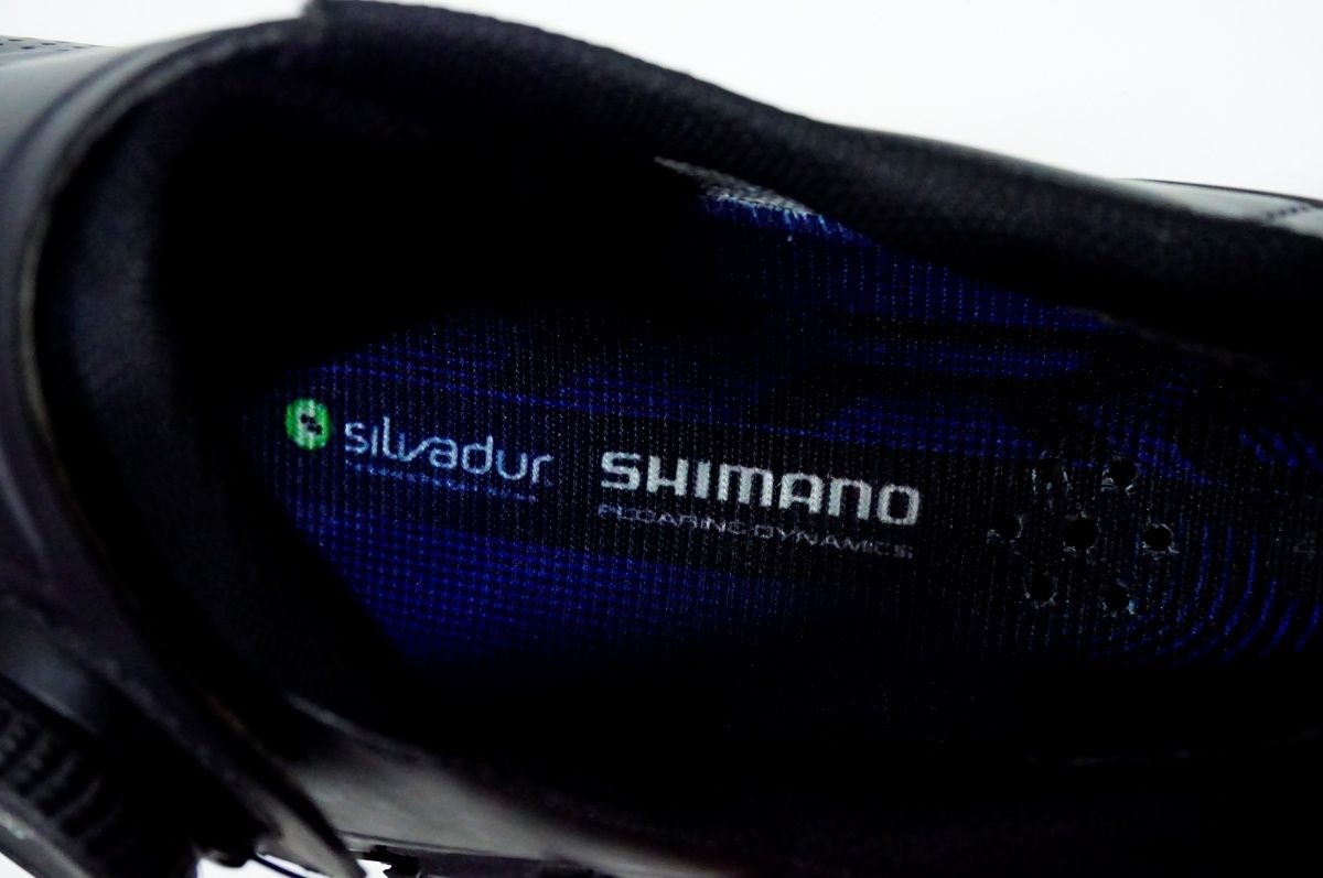 シューズ バイチャリ名古屋大須店