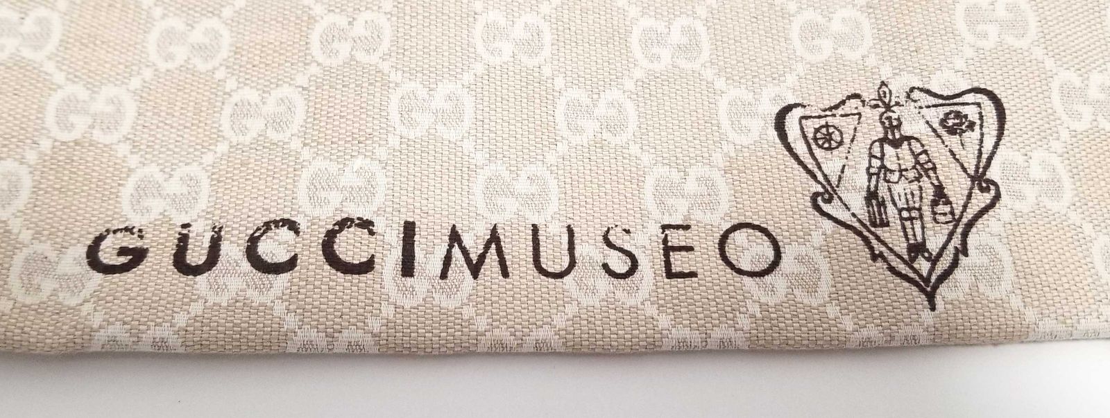 新品同様 グッチ ミュゼオ ポーチ GGキャンバス 283400 MUSEO限定 小物