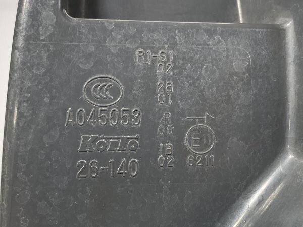 破損なし 低走行 200系 ハイエース 6型 5型 4型 GDH201V KDH201V TRH200V 後期 純正 右テールランプ 81551-26441 26-140 管理31796 FFCRYSTALESIA_COM