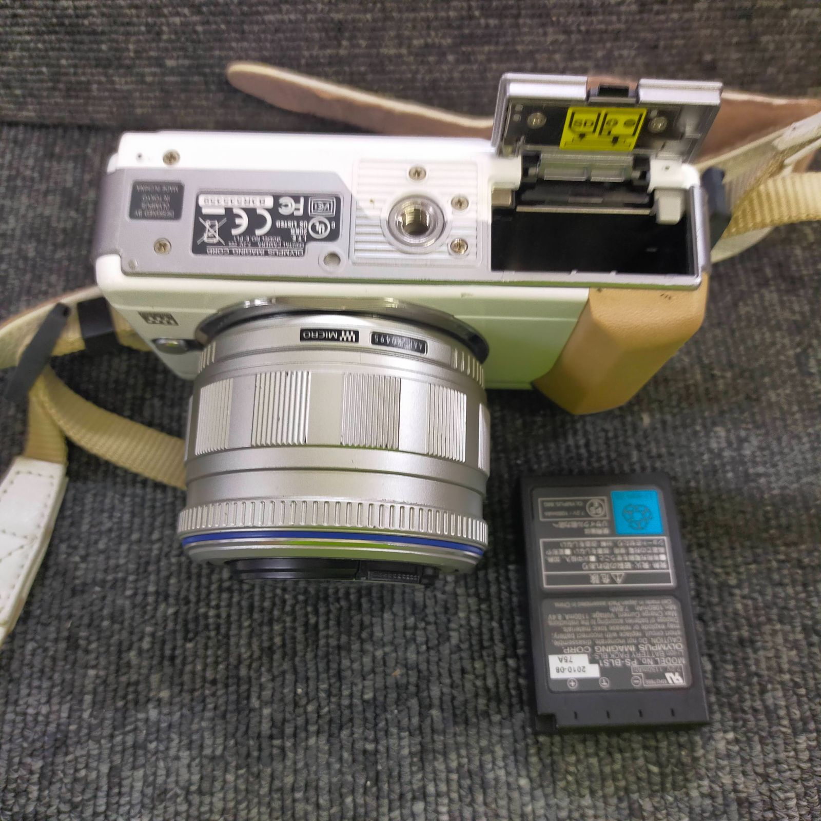 OLYMPUS PEN E-PL1 ホワイト レンズキット M.ZUIKO DIGITAL 14