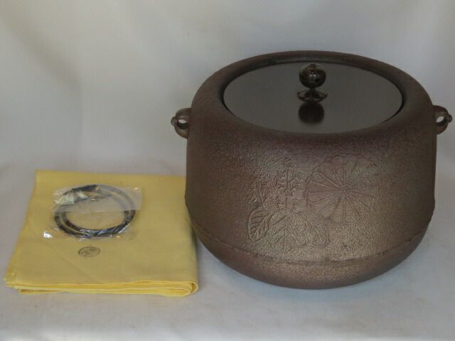 七月◇特売品）山形県 高橋敬典作 大炉用逆勝手 政所広口釜USED