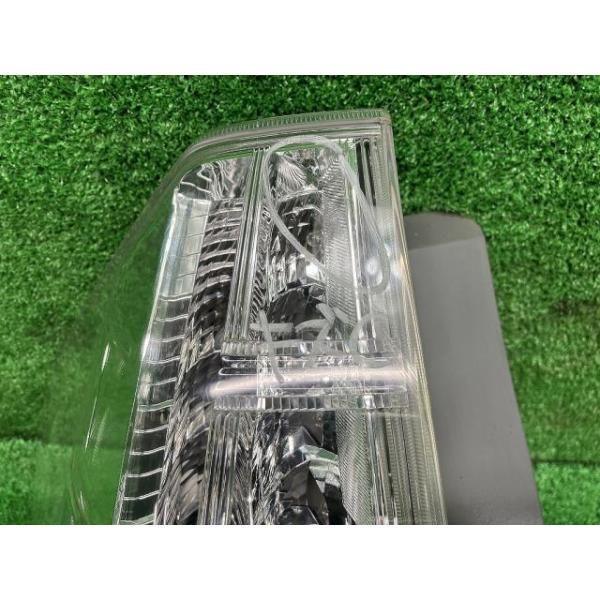 プリウスα ZVW40W 左テールランプ・テールライト G 7人 スタンレー 47  