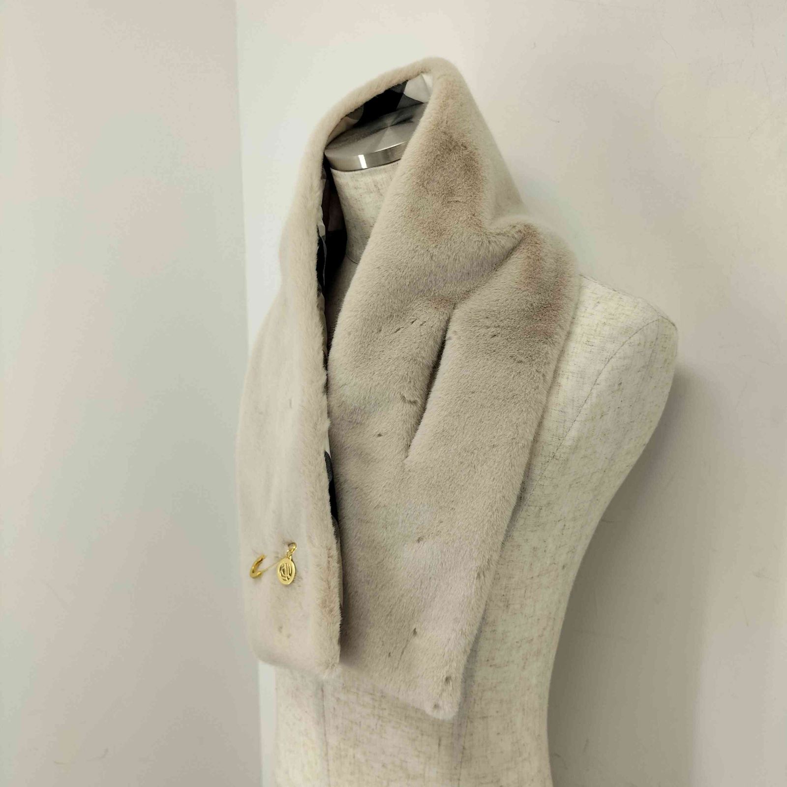 ブルーレーベルクレストブリッジ BLUE LABEL CRESTBRIDGE