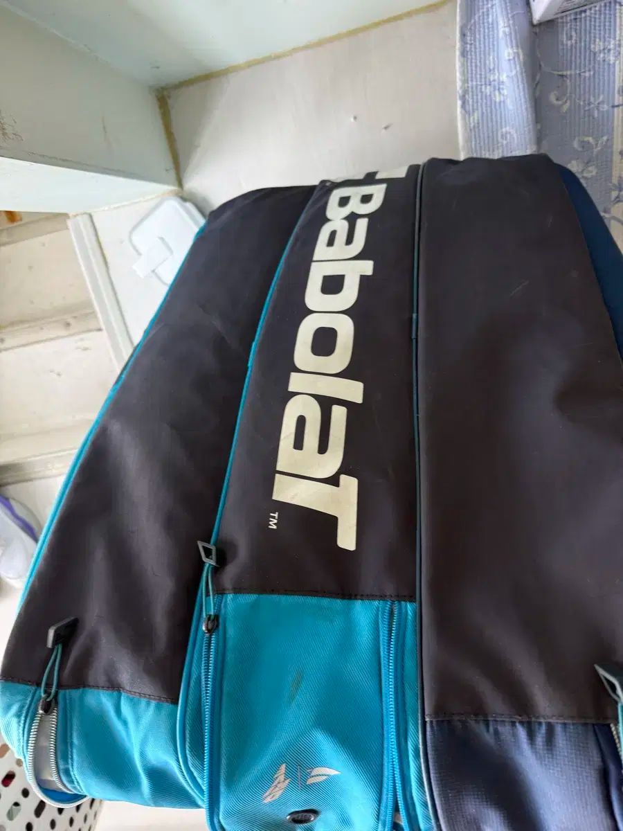 BabolaT バボラ ピュア ドライ PURE DRIVE テニス 3段 バッグ