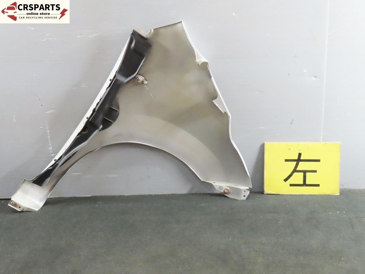 ミラココア　L675S　左　フロント　フェンダー　パネル　純正【白パール/W24】 ミラココアL675S左フロントフェンダーパネル R65