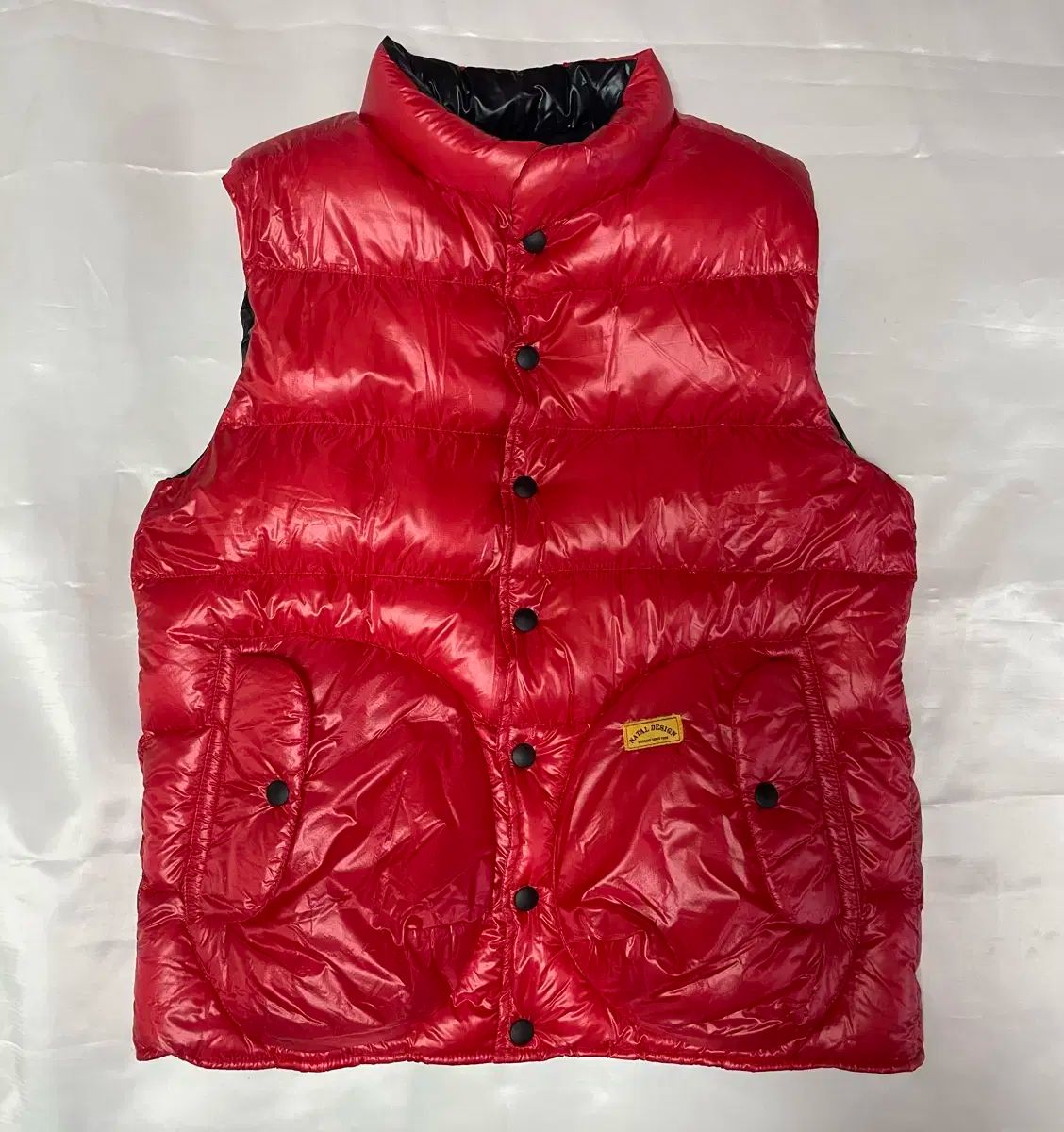 ニータールデザイン ダウンベスト