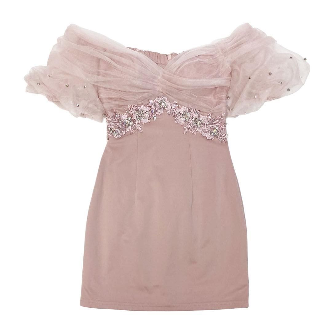 オフショルスリーブ