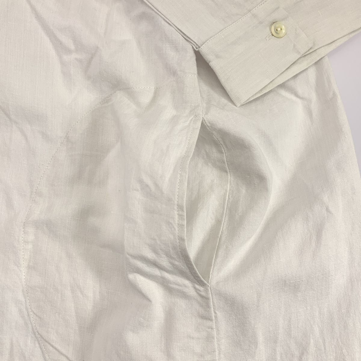 オーバーシルエット ポケット付き