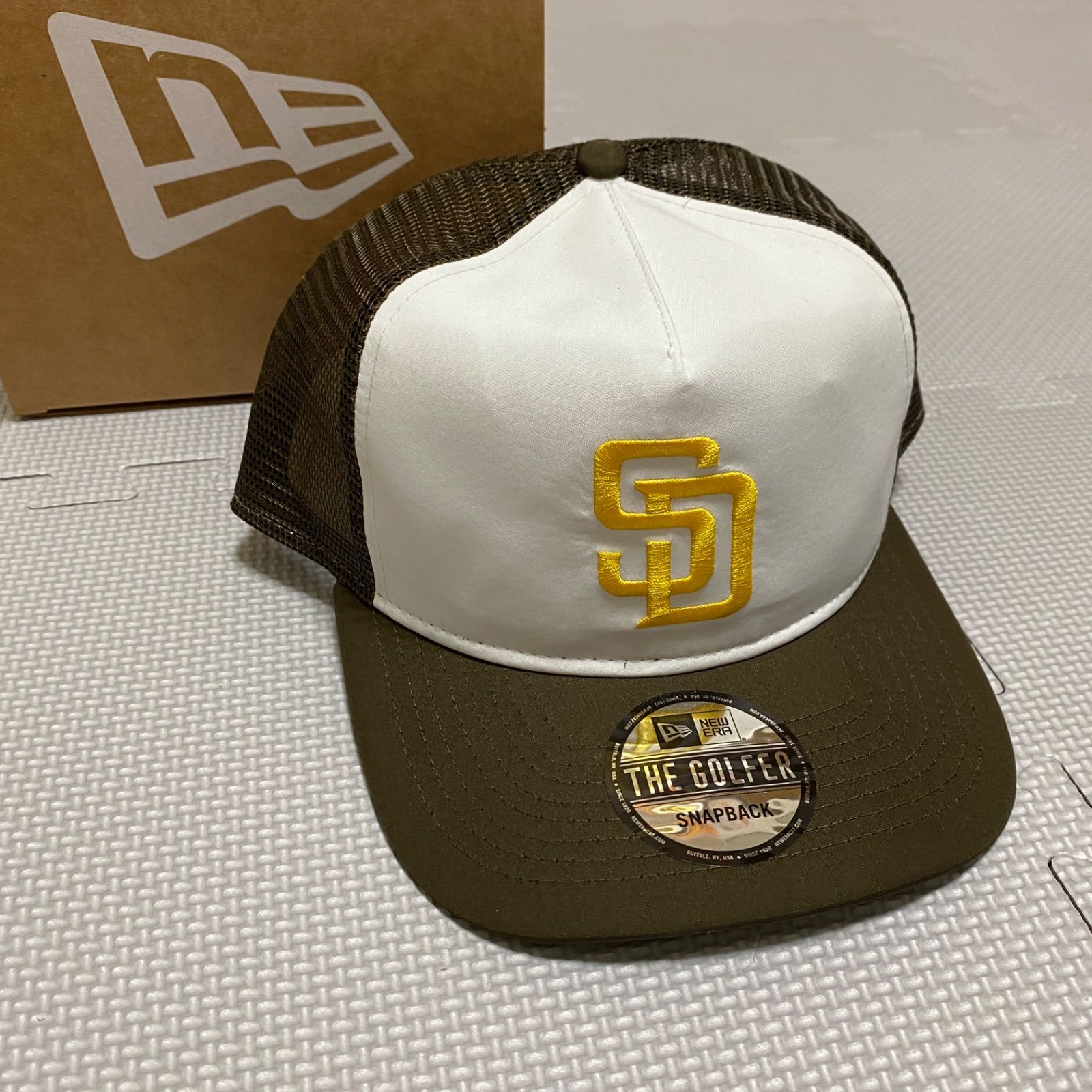 海外限定 NEWERA サンディエゴ パドレス トラッカーキャップ ゴルファー -