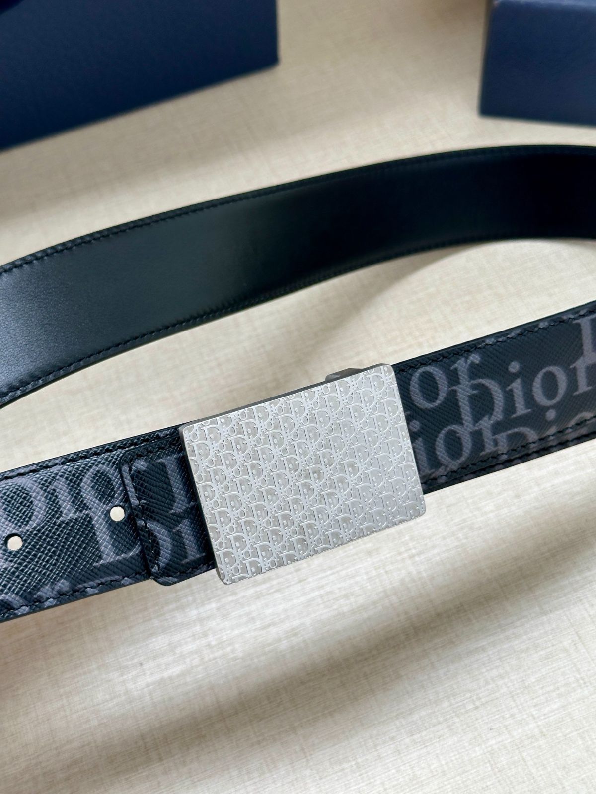 今日WTO】Dior ディオール 35mm 両面ベルト-SW73 - メルカリ