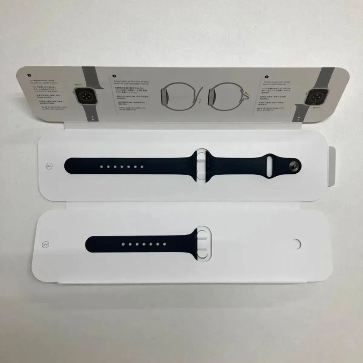 【美品】✳️(アップルウォッチ)Apple Watch SE GPSモデル 40mm MKQ13J/A  スポーツバンド✳️ 　第一世代  アップル　Apple　ベルト付き 箱入り