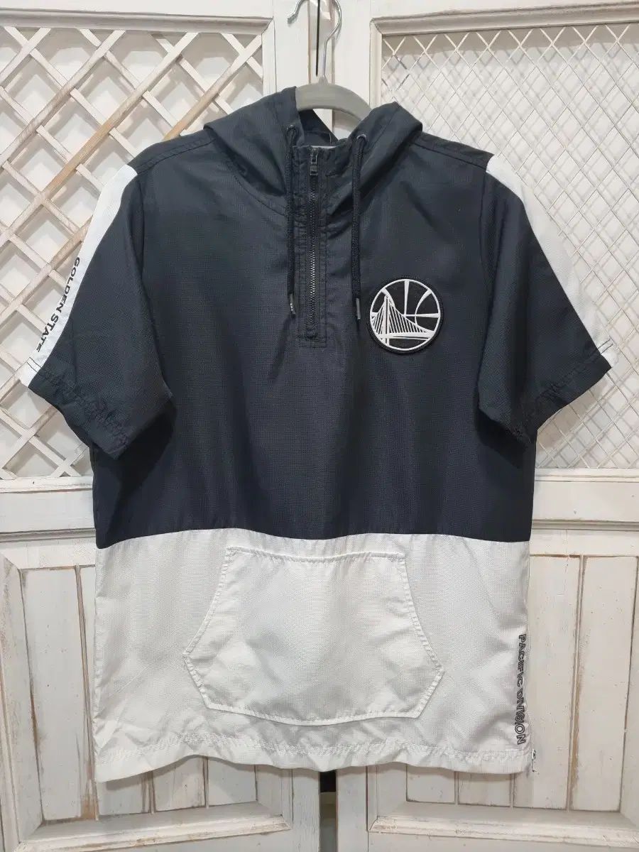 NBA ゴールデンステートウォリアーズ アノラックパーカー golden-state-warriors-fade-
