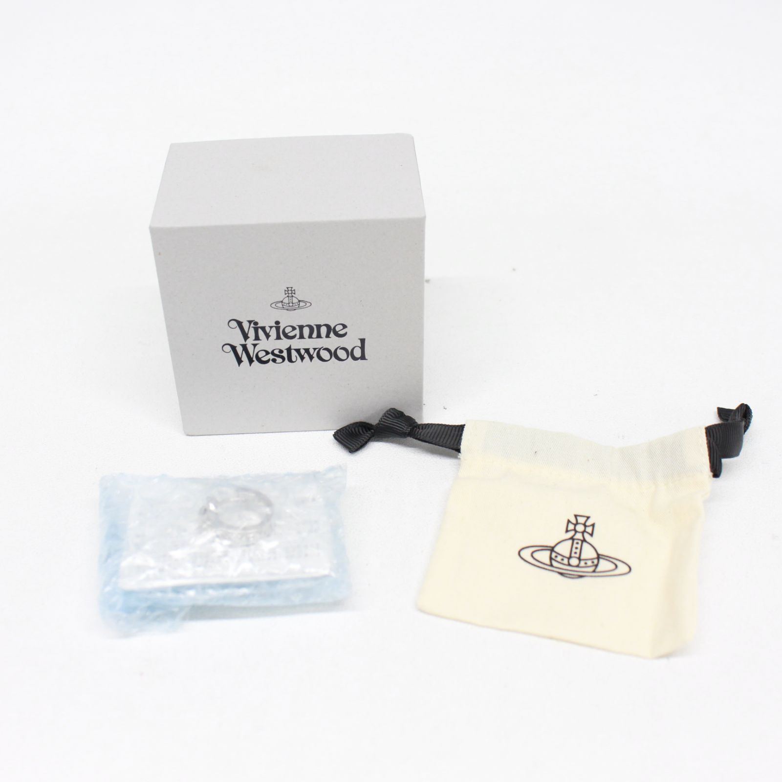 1413 Vivienne Westwood ヴィヴィアンウエストウッド シングルフープピアス