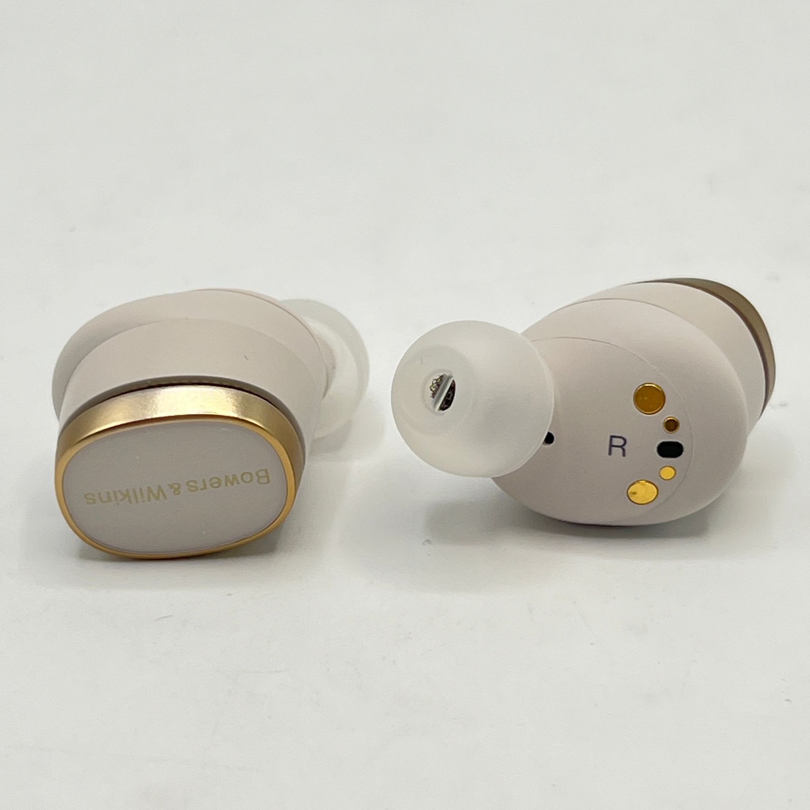 美品】Bowers&Wilkins Pi8 PI8/DW ダブ・ホワイト 完全ワイヤレス 