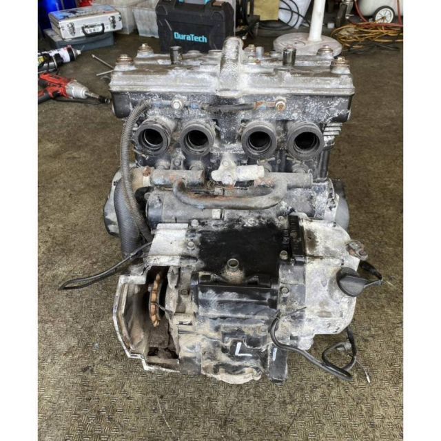 純正エンジン本体 ZE400DE
