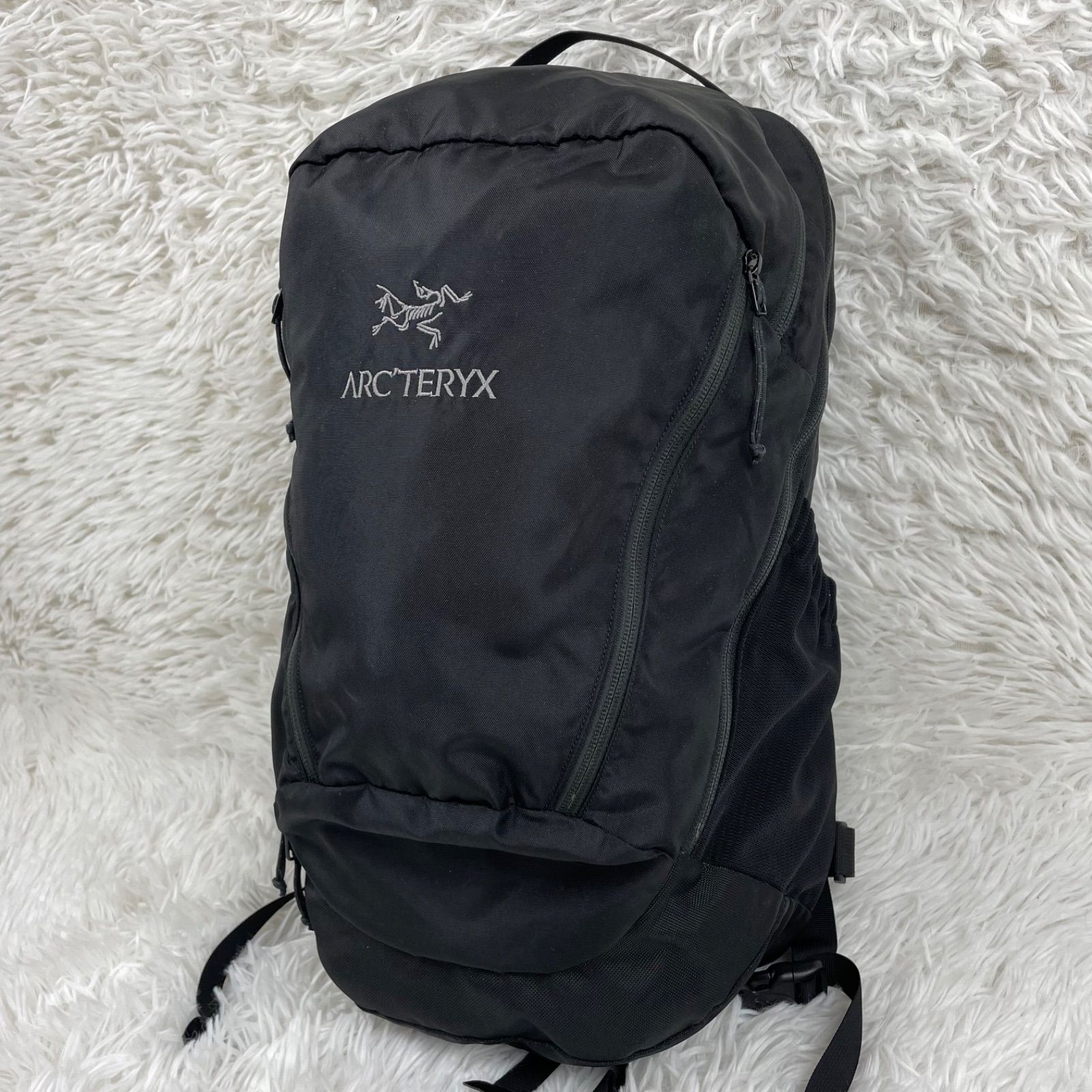 正規品 ARC'TERYX Mantis 26 リュック ブラック Backpack