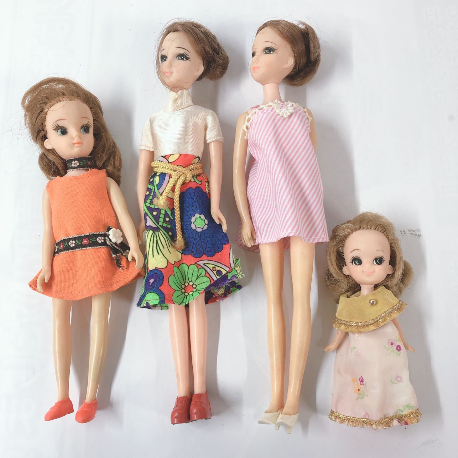 リカちゃん　ママの洋裁店セット　レトロ 初代リカちゃん 「ママの洋裁店セット」♥️昭和レトロ 【公式通販