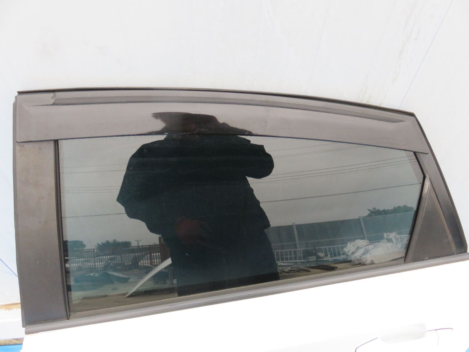 PWスイッチ 内張り付