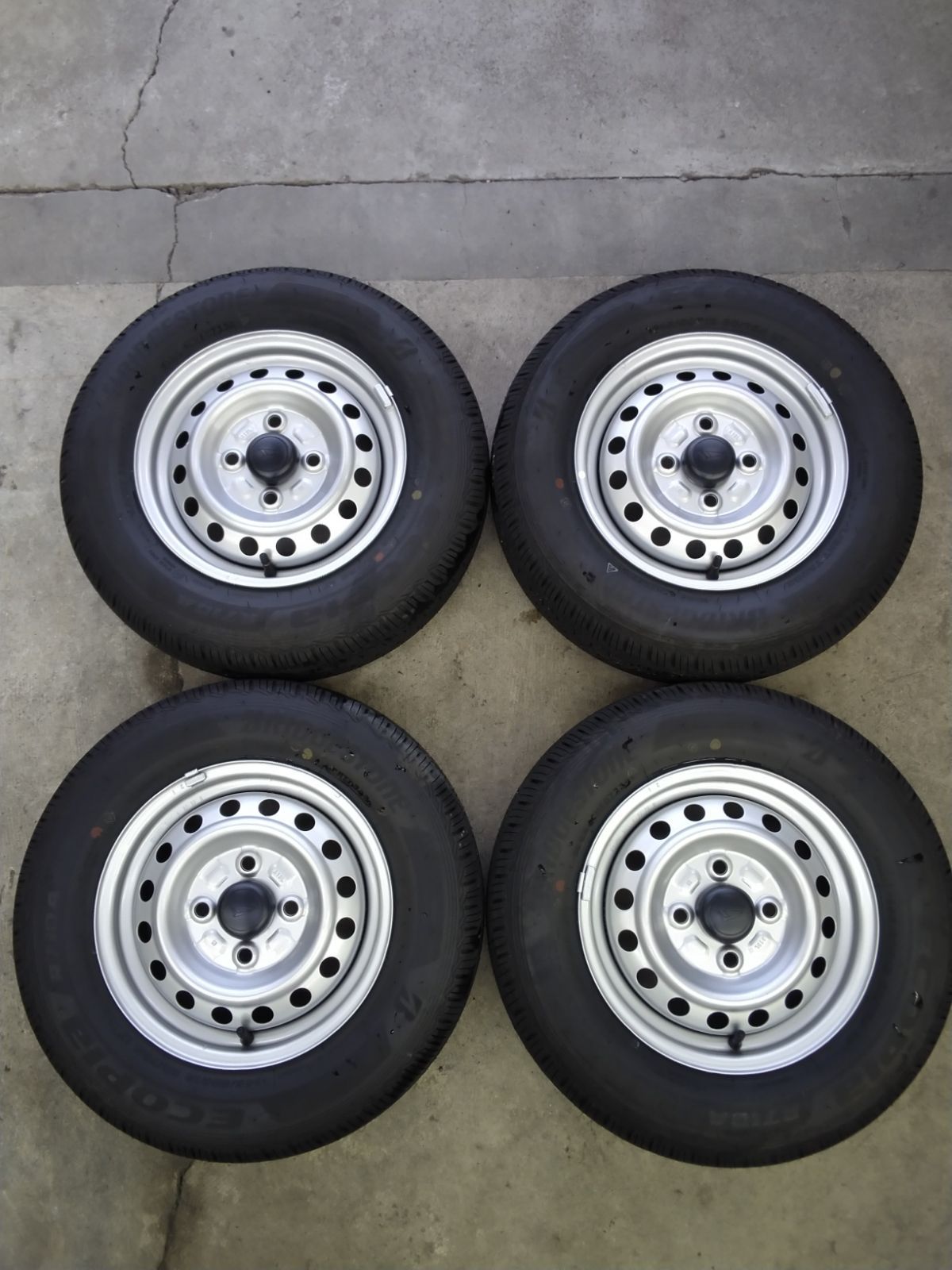 145|80R12 ダイハツ純正CAP スチールホイール 夏タイヤset ハイゼット トラック