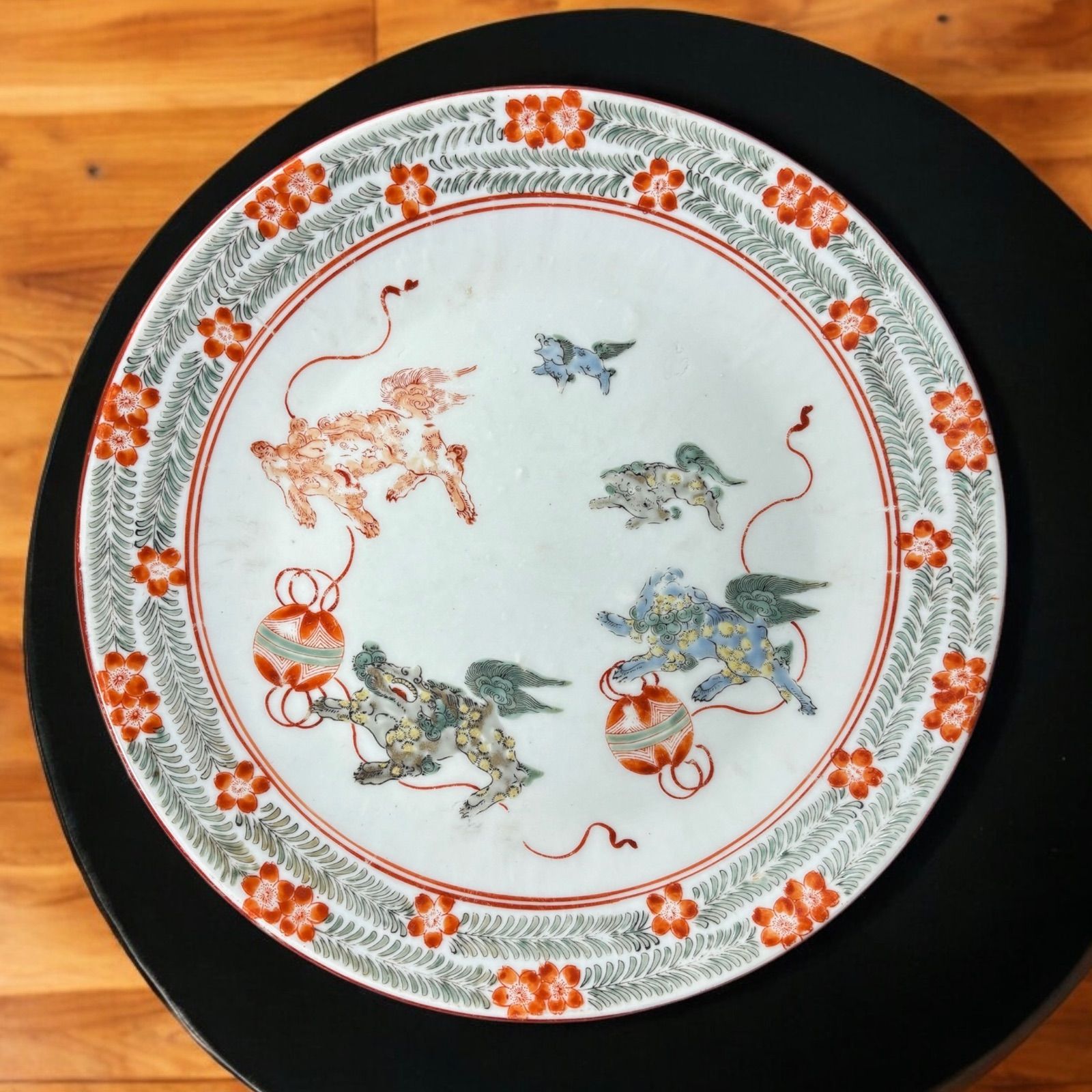 古伊万里　色絵唐子唐獅子図尺皿　直径30.8㎝　飾皿　大皿　江戸時代　明治時代 古伊万里色絵唐子唐獅子図尺皿直径30.8㎝飾皿大皿江戸時代明治時代