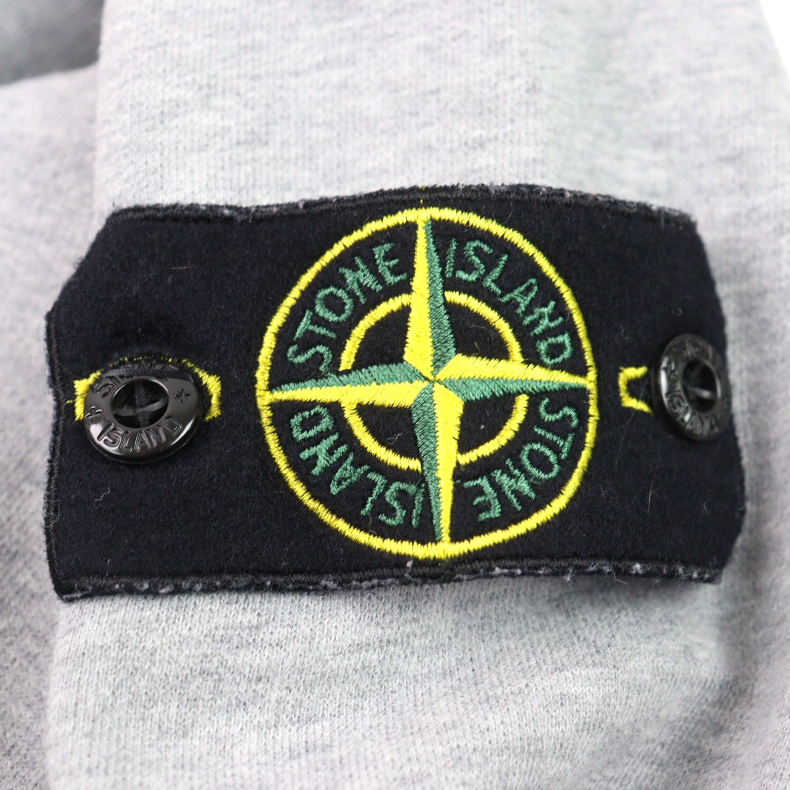 【STONE 】ワッペンスウェットシャツ751563020V0020正規品 ドンドン見直し】美品○STONE ISLAND ストーンアイランド