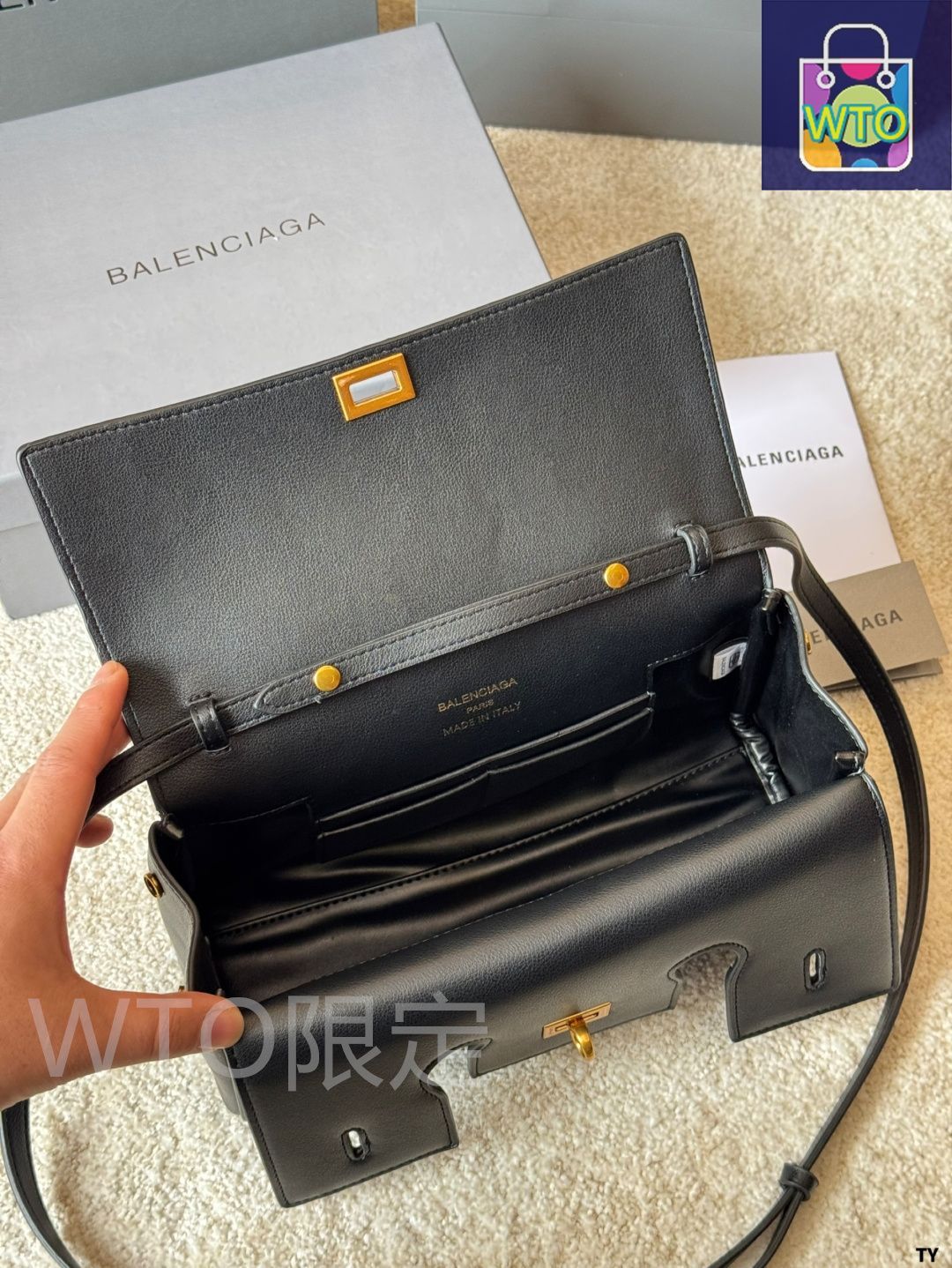 BALENCIAGA バレンシアガ BEL AIR ハンドバッグ クラッチ 関税込 今日特価】BALENCIAGA Belair Clutch Bag・バレンシアガ ベレア