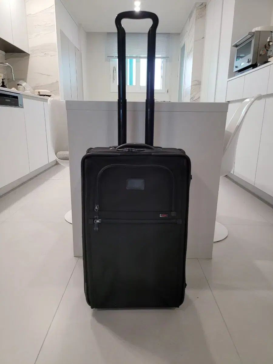 Tumi トゥミ TUMI アルファ キャリーケース スーツケース 22 インチ