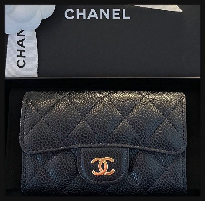 CHANEL(シャネル)☆クラシック フラップ カード ケース - Bellyband