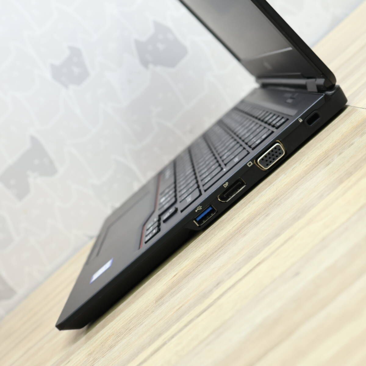 美品 SSD256GB メモリ16GB★U728/S カメラ ノートPC527 ☆超美品 高性能7世代i5！SSD256GB メモリ16GB☆U728/S Core i5-7300U