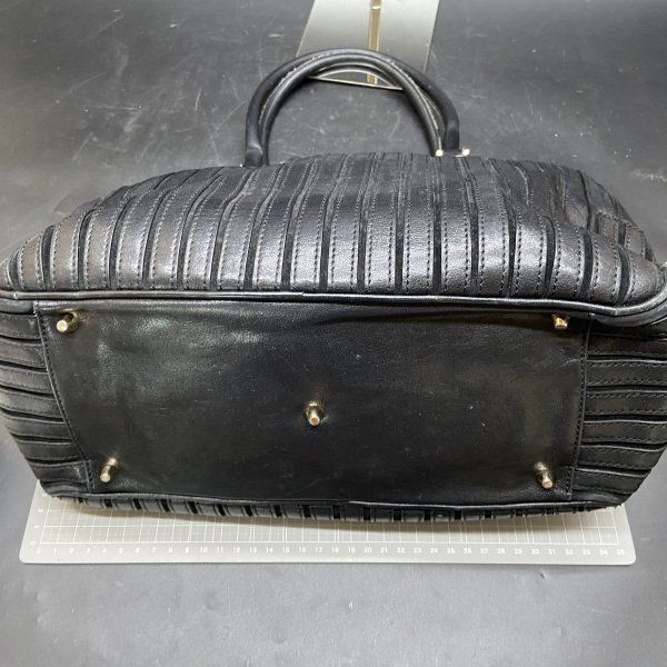 R254 ANYA HINDMARCH アニヤハインドマーチ ハンドバッグ