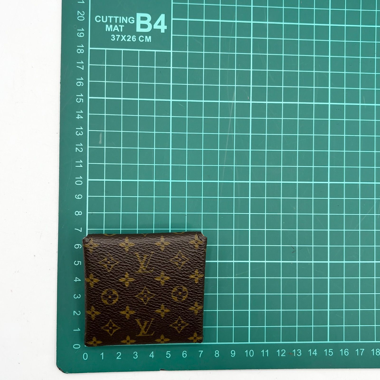 Louis Vuittonモノグラムアクセサリーケース ジュエリーレター型レア LOUIS VUITTON ルイヴィトン ボワットアトゥージュエリーケース
