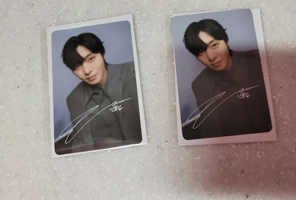 全知的な読者の視点から BLACKPINKジス フォトカード&キーリング