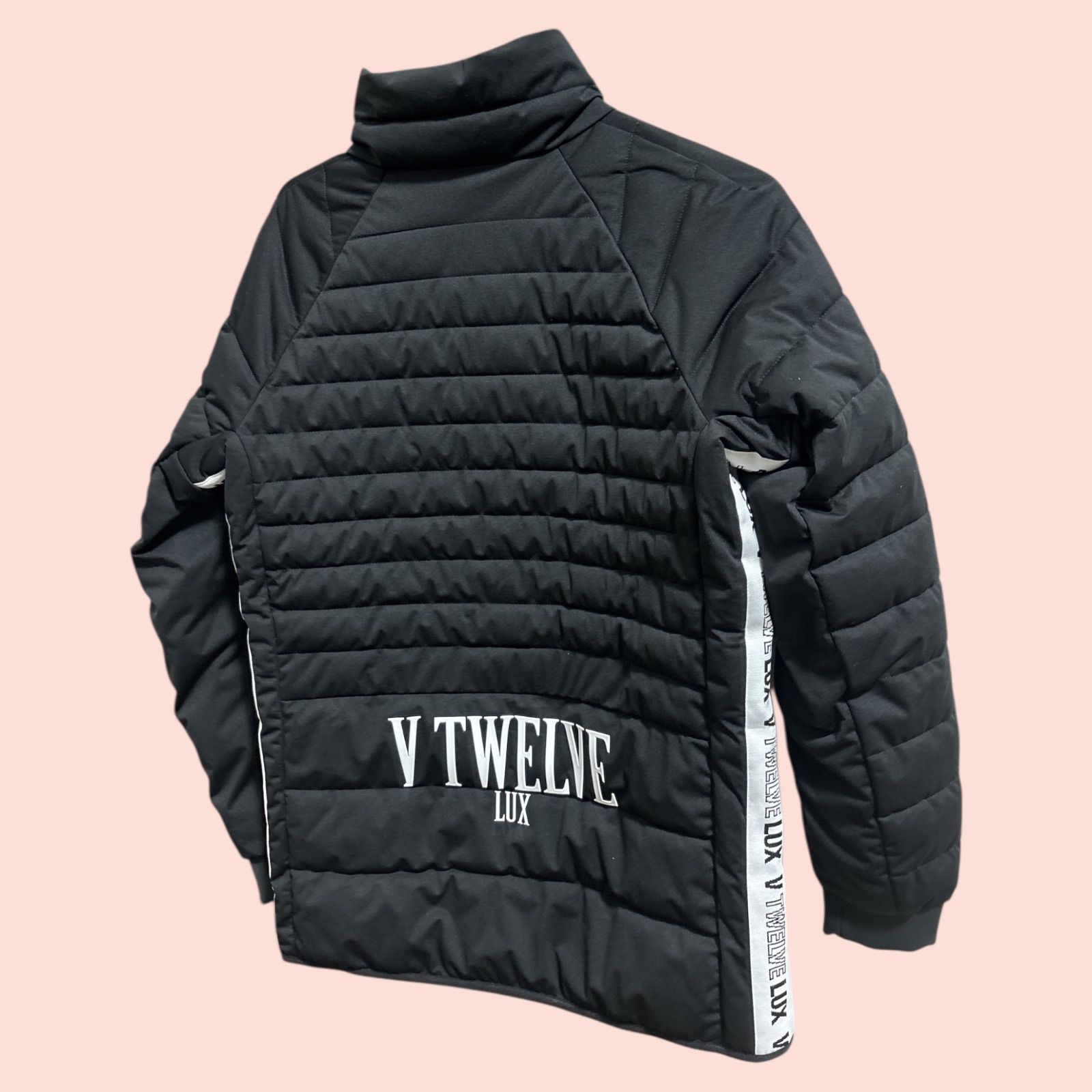 V12LUXヴィトゥエルヴ防寒ジャケット ブラック