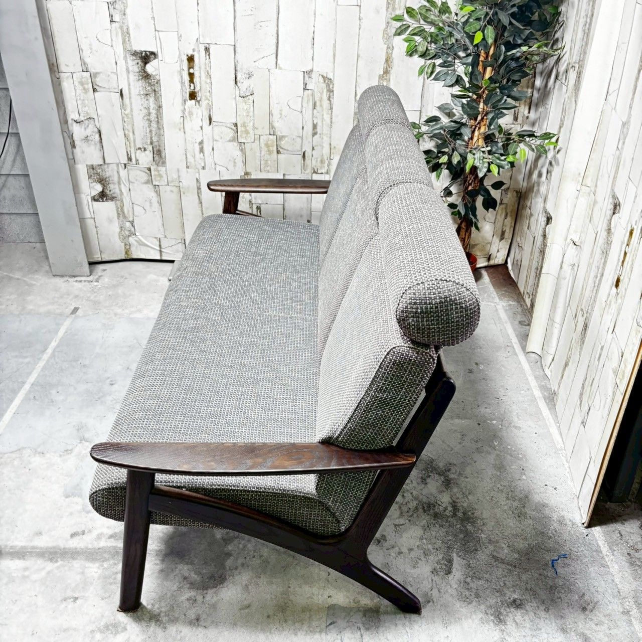 浜本工芸 リビングチェア 3人掛け 浜本工芸 ソファ 3人掛け リビングチェア - メルカリ