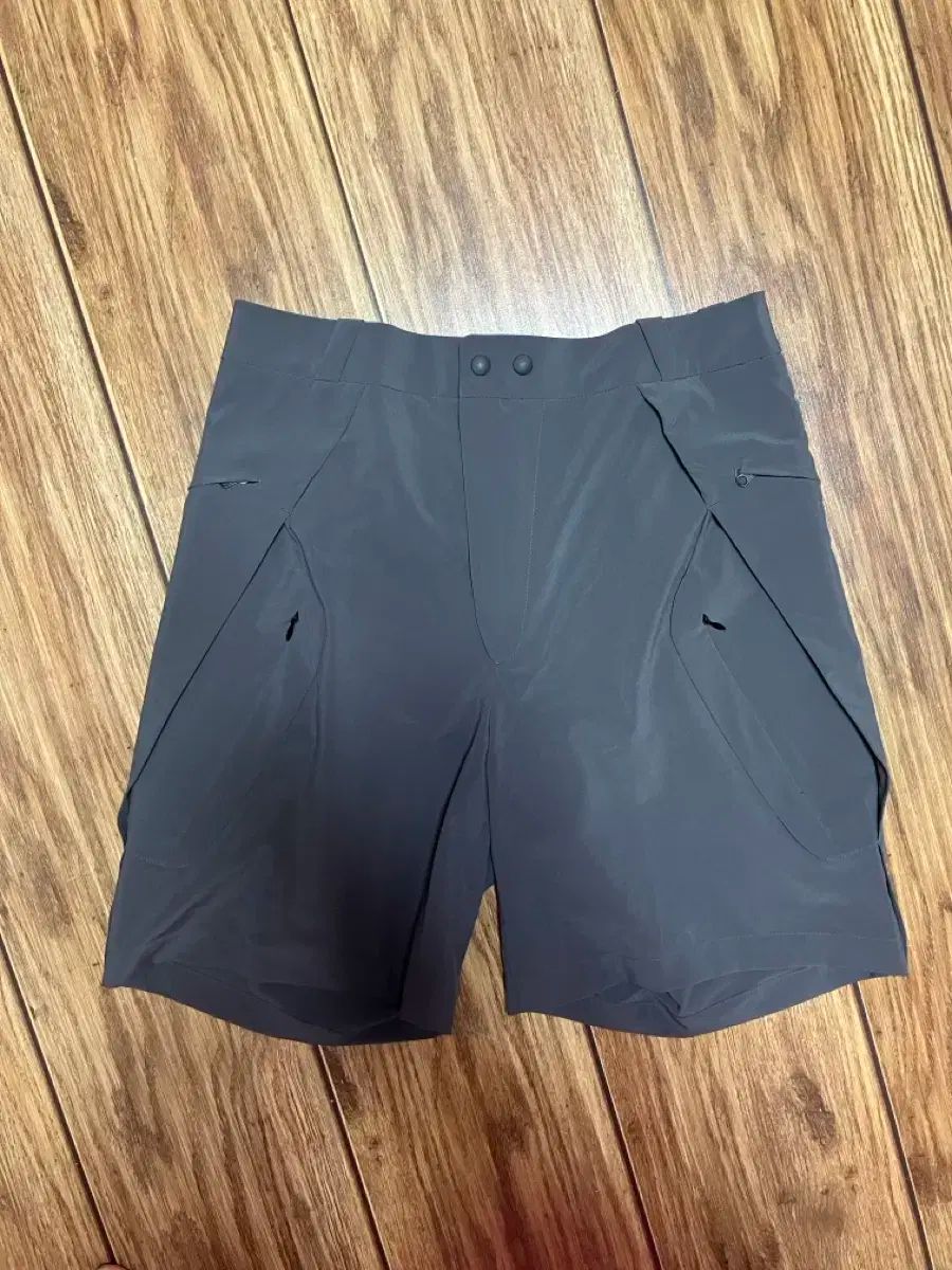 HYEIN SEO ヘインソ HYEIN SEO Polyester Shorts ポリエステル 半ズボン
