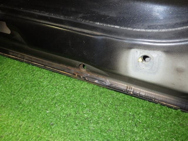 黒 プライバシーガラス